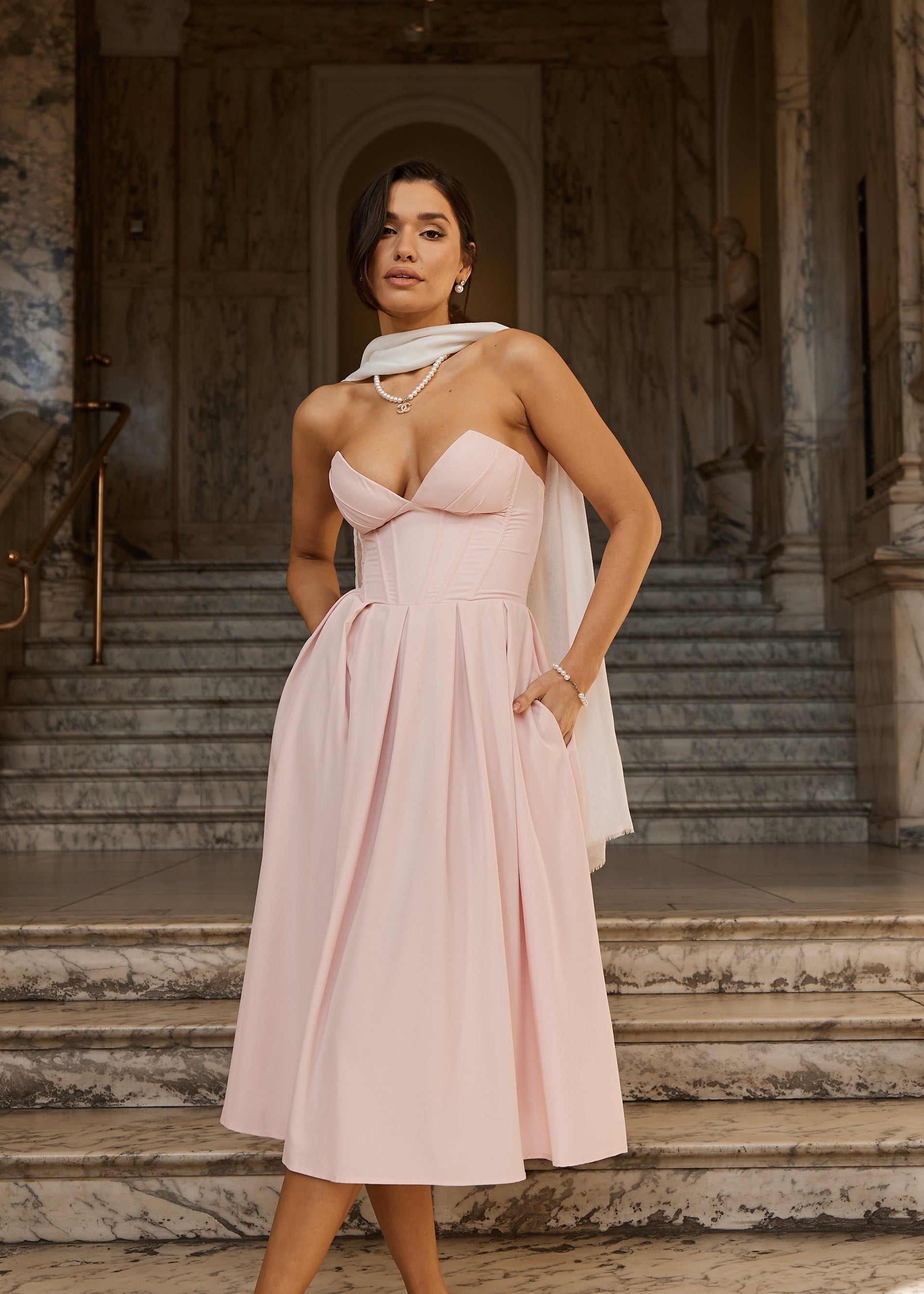 JADA - vestito midi a ruota rosa con corpetto senza spalline