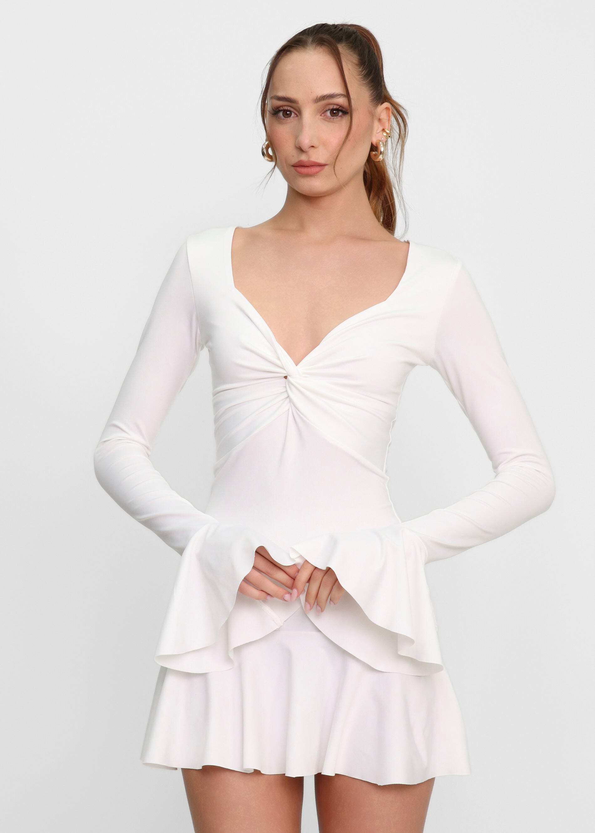 BELLE - vestito mini bianco con scollo a v a maniche lunghe