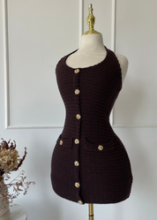 ALIX - mini abito effetto bouclè marrone con bottoni gioiello oro