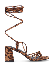 AMINA - sandali in camoscio leopardato con lacci