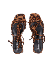 AMINA - sandali in camoscio leopardato con lacci