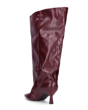 AXEL - stivale alto burgundy con gambale ampio e effetto arricciato sulla punta