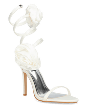 HETTY - sandali bianchi con tacco a spillo e spirale con rose