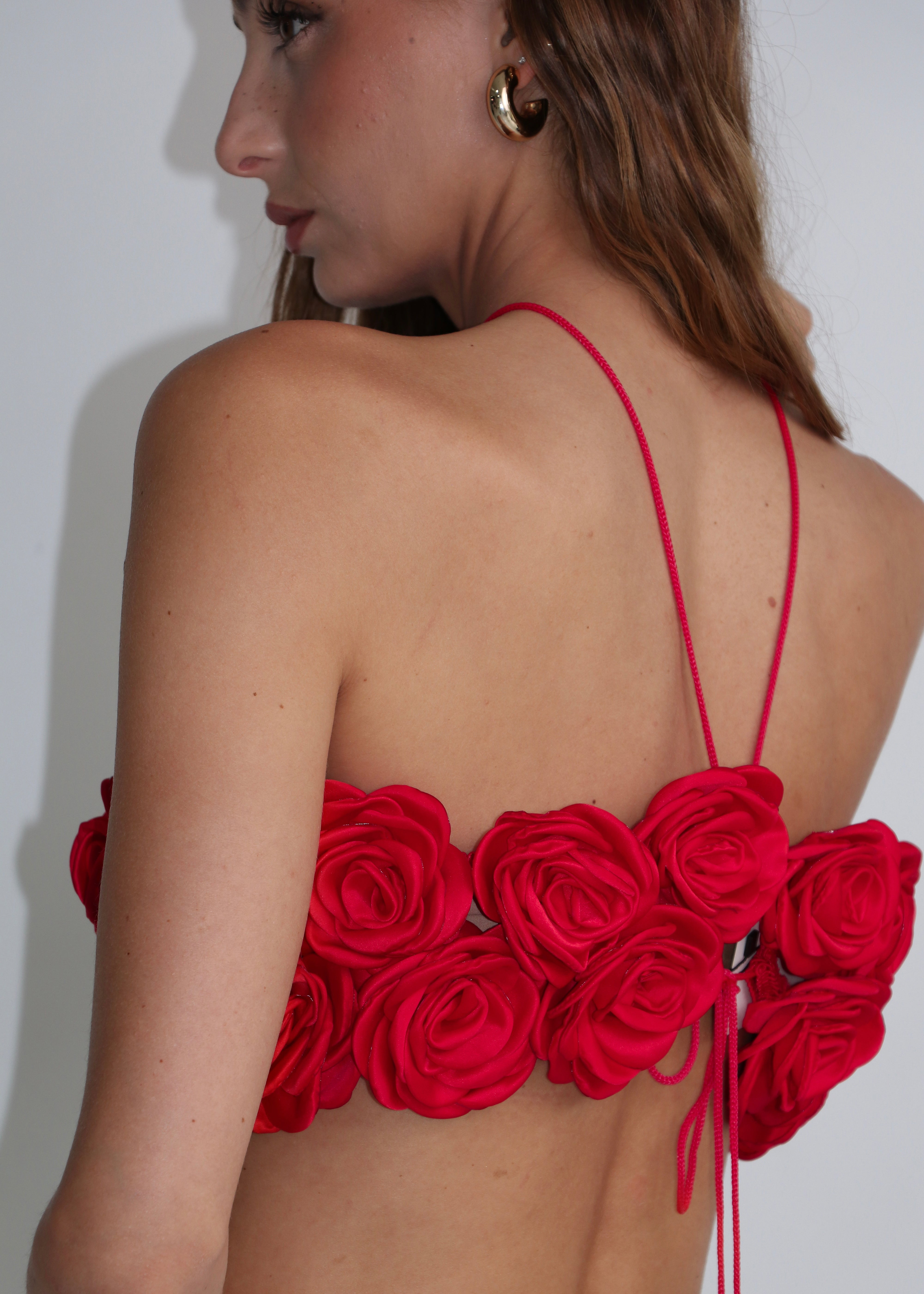 BELLE - top con ricamo rose in tessuto e retro lace up