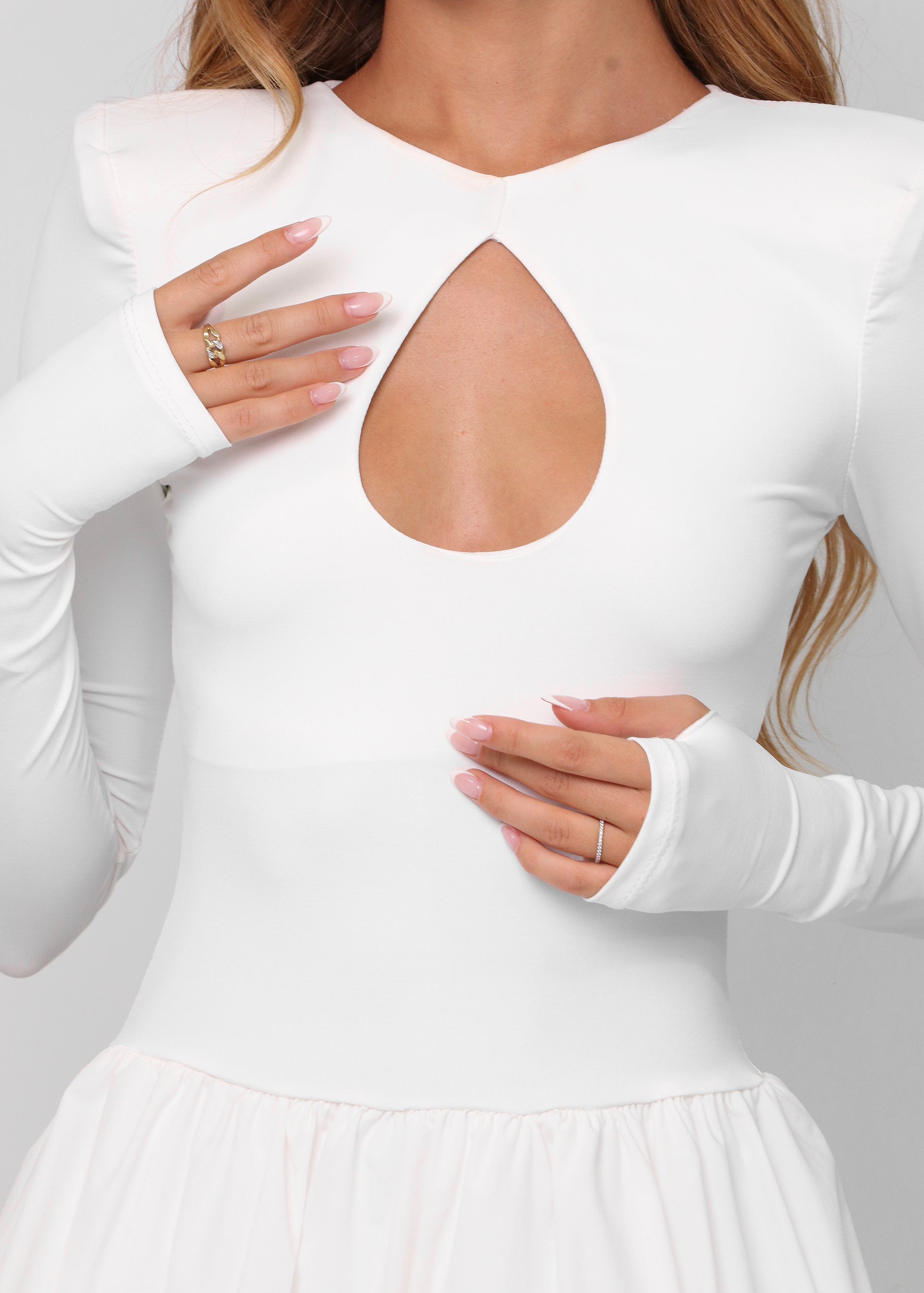 LIV - vestito mini bianco con gonna a palloncino e scollo a goccia