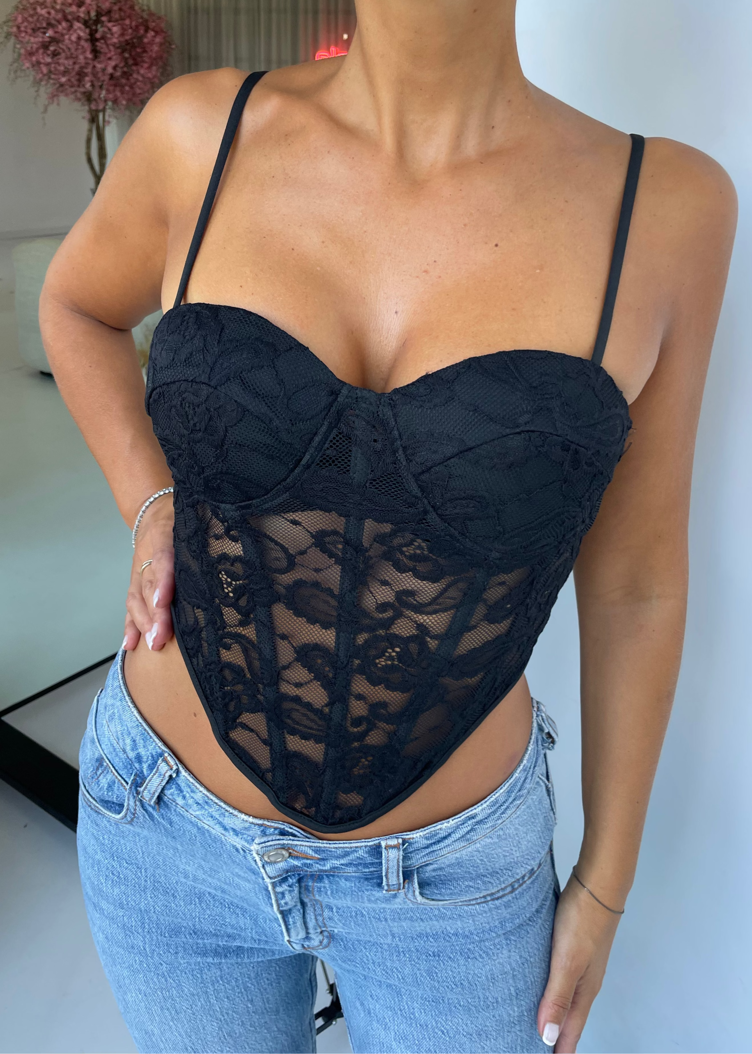 JOSYE - top corpetto in pizzo nero