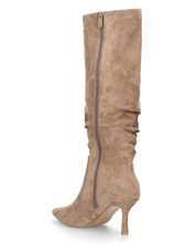 KARLA - stivale alto beige in camoscio con arricciarura