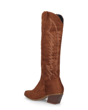 LEA - camperos in camoscio marrone con ricami bianchi