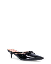 MINNY - décolleté in glassy nero con fiocco e tacco basso