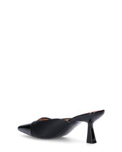 MONIKA - décolleté nero con tacco e punta lucida con fiocco laterale