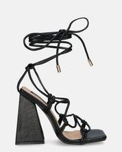 NURAY - sandales à talons hauts en éco-cuir noir avec lacets