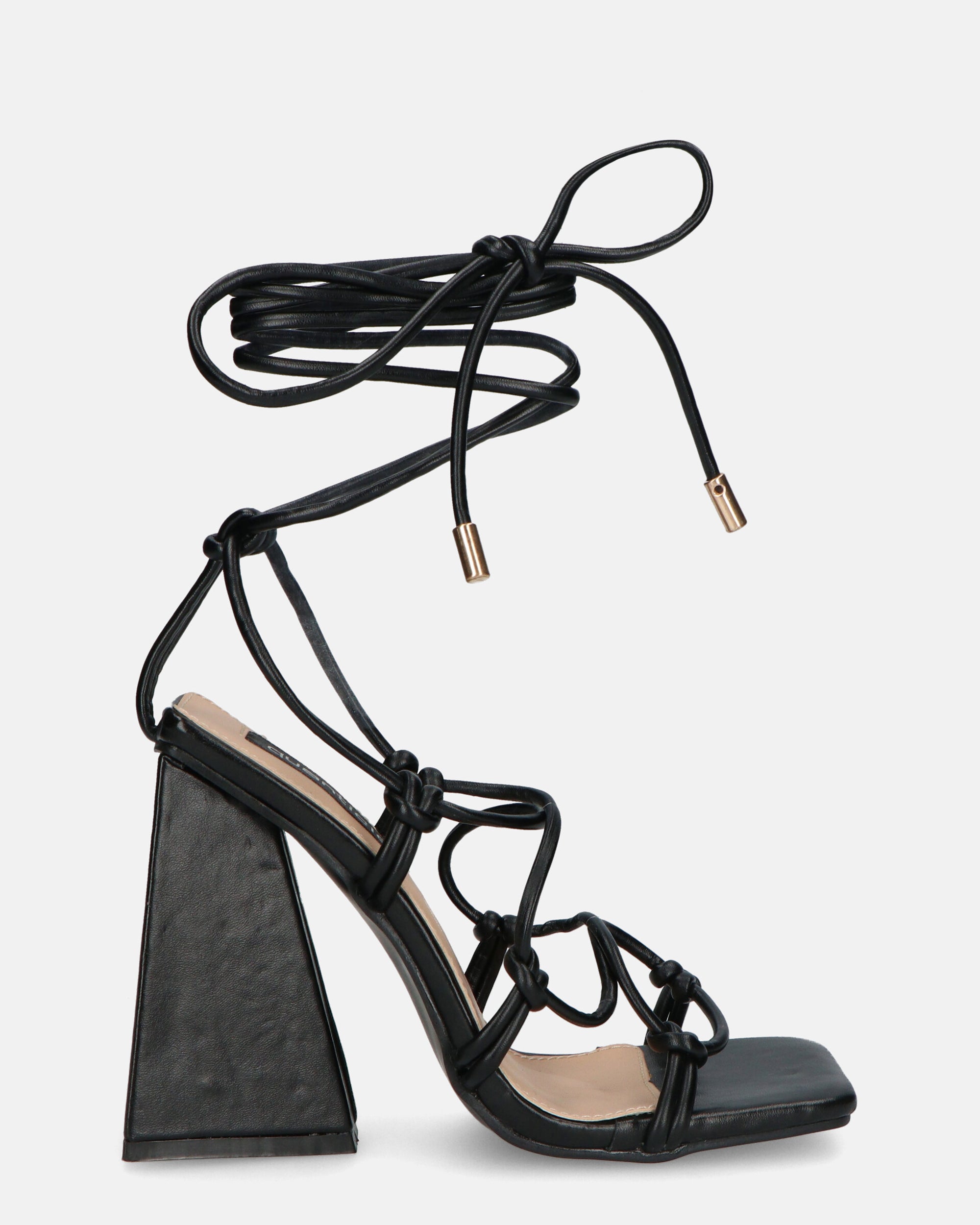 NURAY - sandales à talons hauts en éco-cuir noir avec lacets