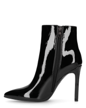 QUINN - stivaletto con tacco a punta effetto glassy nero