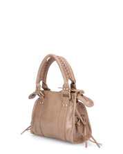 SKYLAR - borsetta a mano beige scuro con chiusura zip e frangette