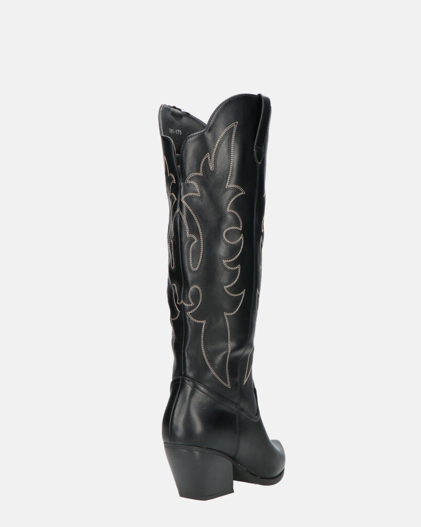 REJA - camperos alti neri con ricami in bianco