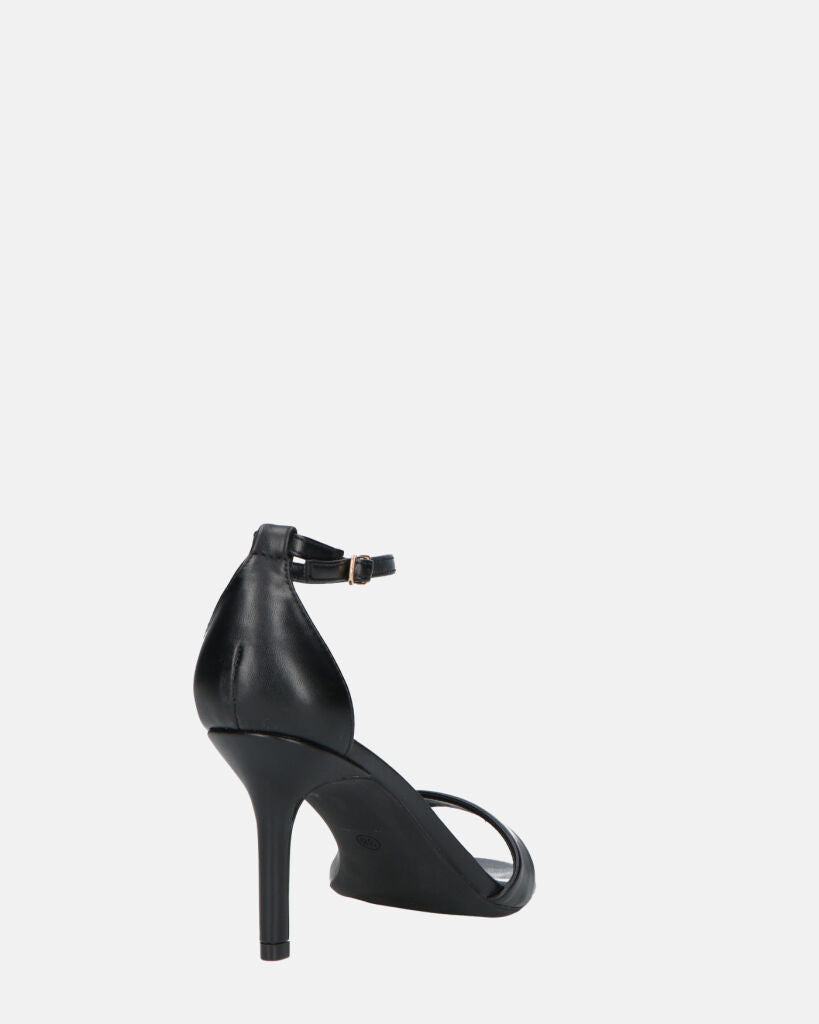 ADELYNE - sandali con tacco a spillo in ecopelle nera con cinturino