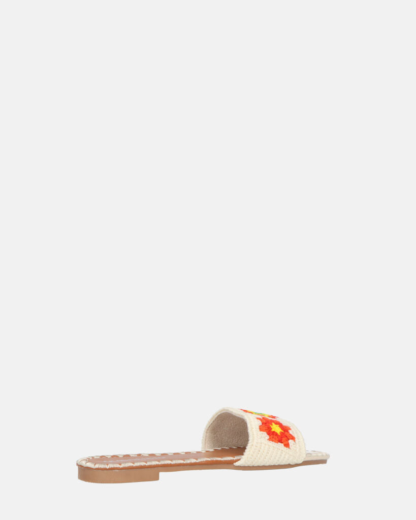 MARILIA - ciabattine beige chiaro con decorazioni ricamate e suola marrone