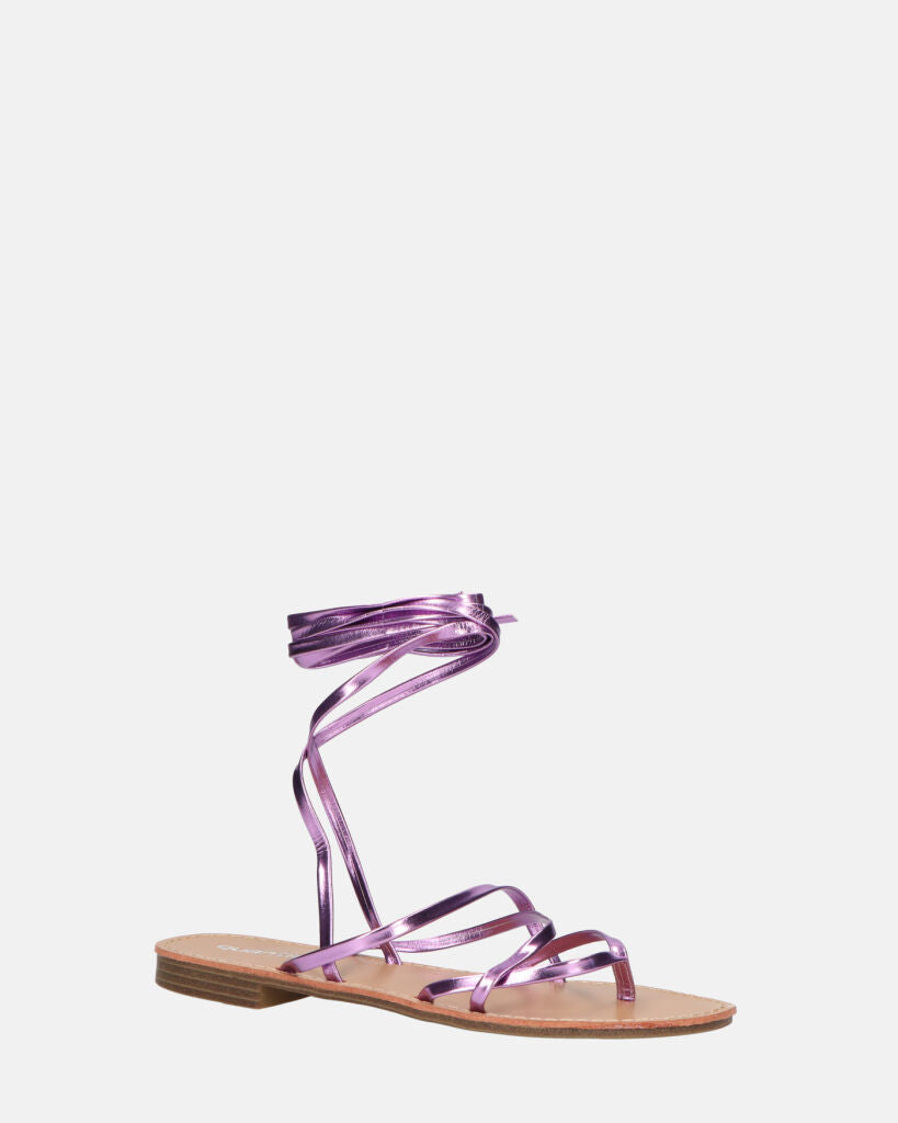 CRESSIDA - sandales plates beiges à cordons violets métallisé