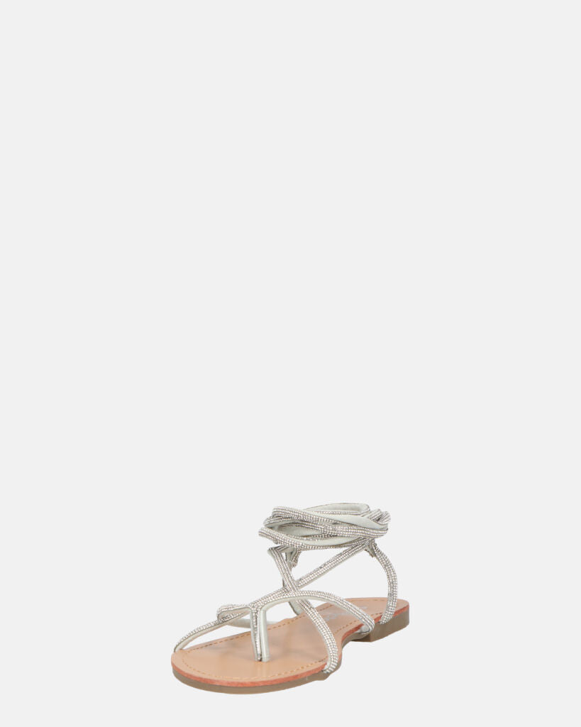 JANIRA - sandali bassi con lacci glitter argentati