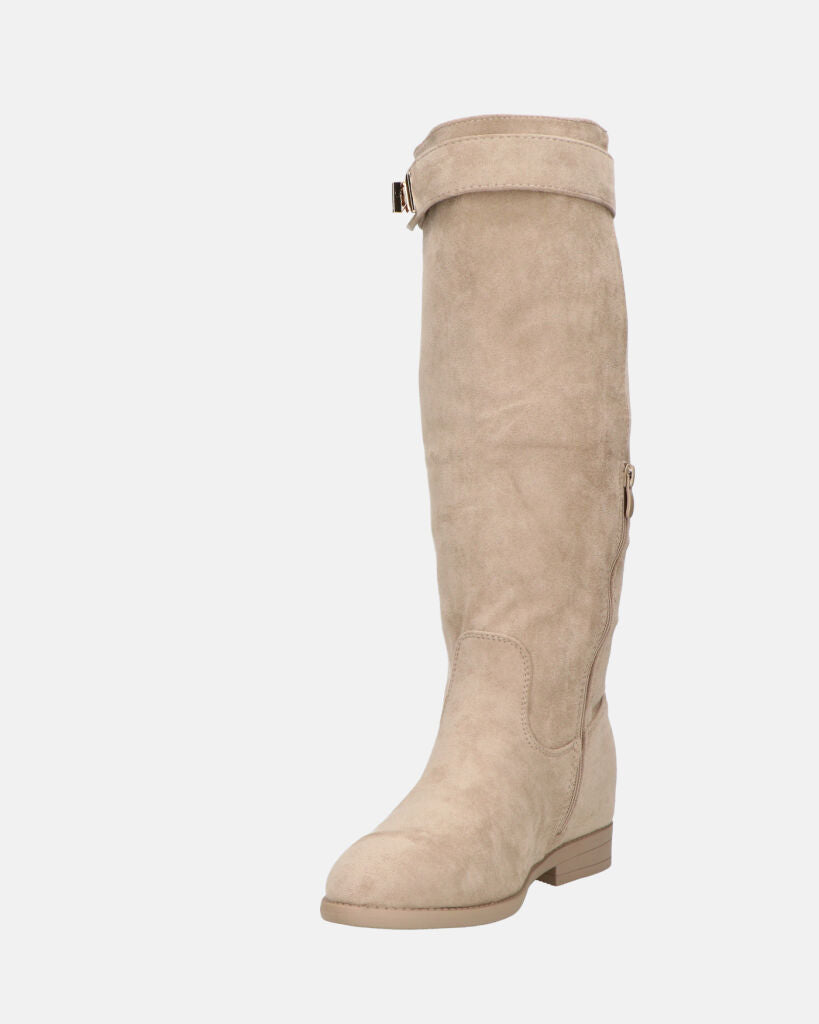 LILITH - stivali alti in camoscio beige con zip laterale con zeppa interna