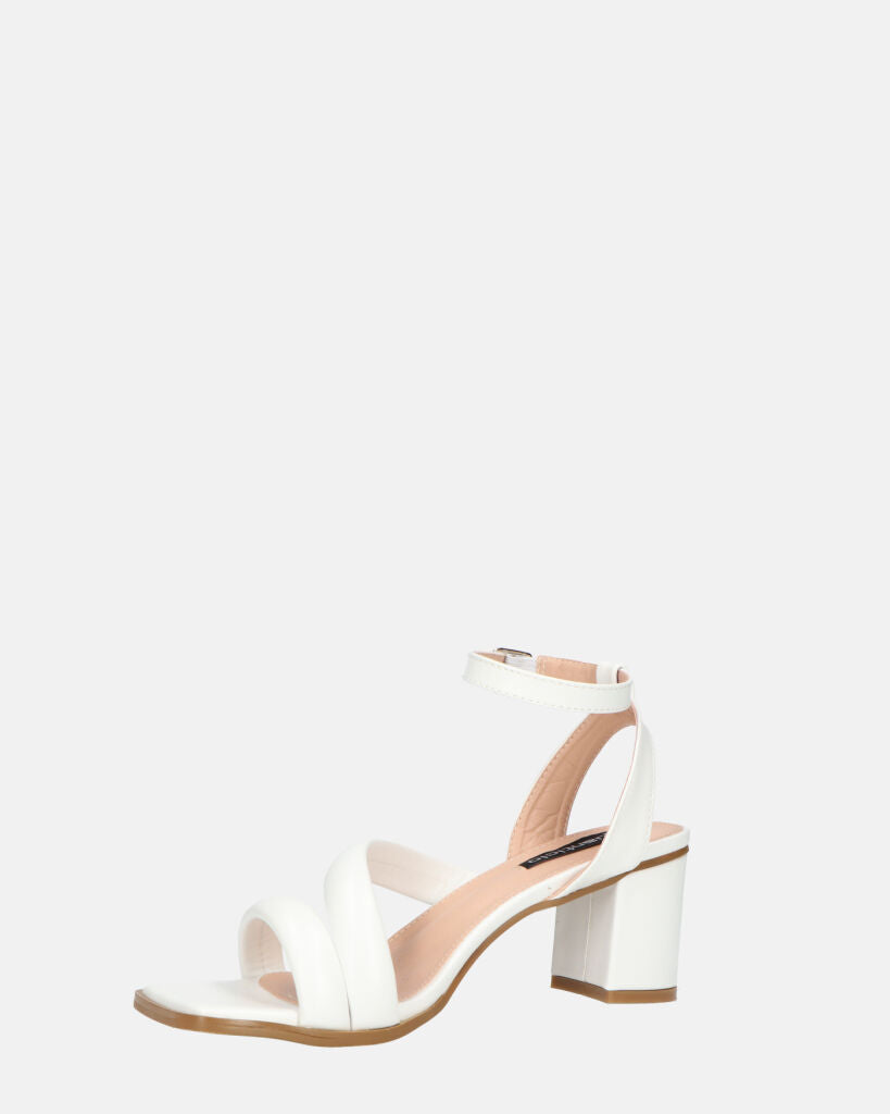 HIROE - sandali bianchi con tacco in ecopelle con cinturino