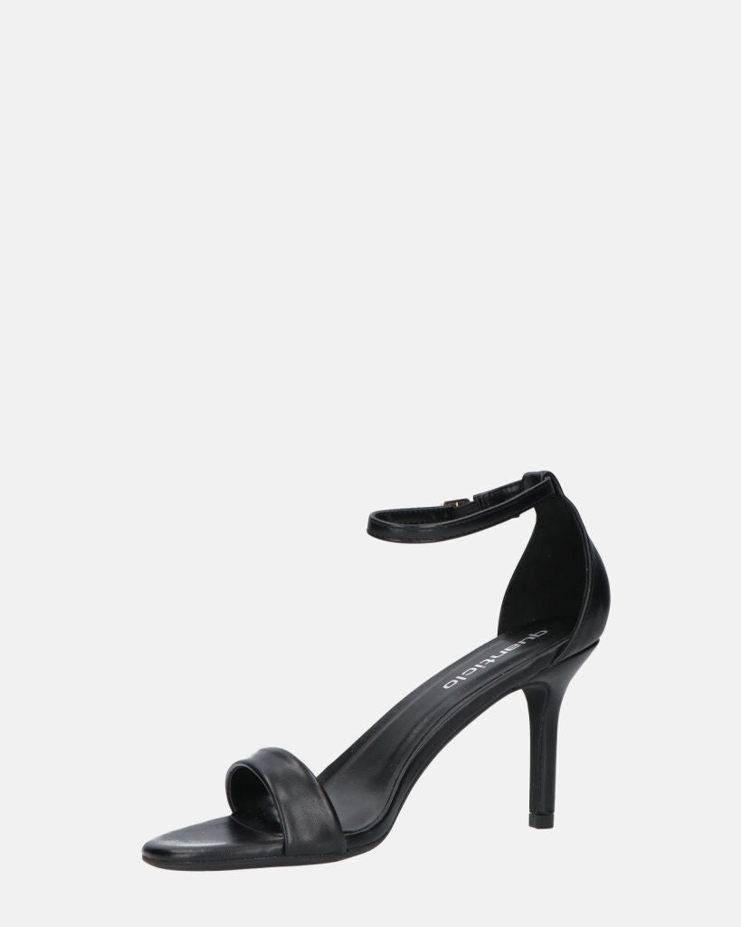 ADELYNE - sandali con tacco a spillo in ecopelle nera con cinturino