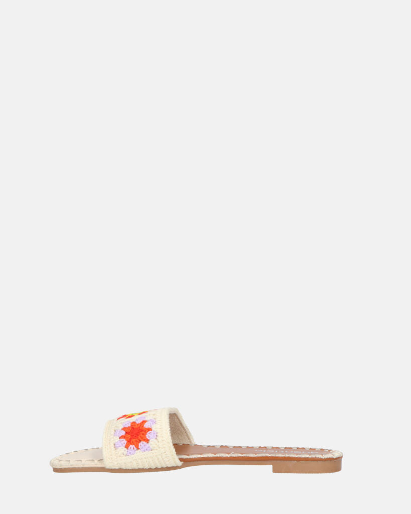 MARILIA - ciabattine beige chiaro con decorazioni ricamate e suola marrone