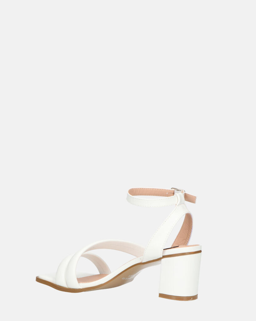 HIROE - sandali bianchi con tacco in ecopelle con cinturino