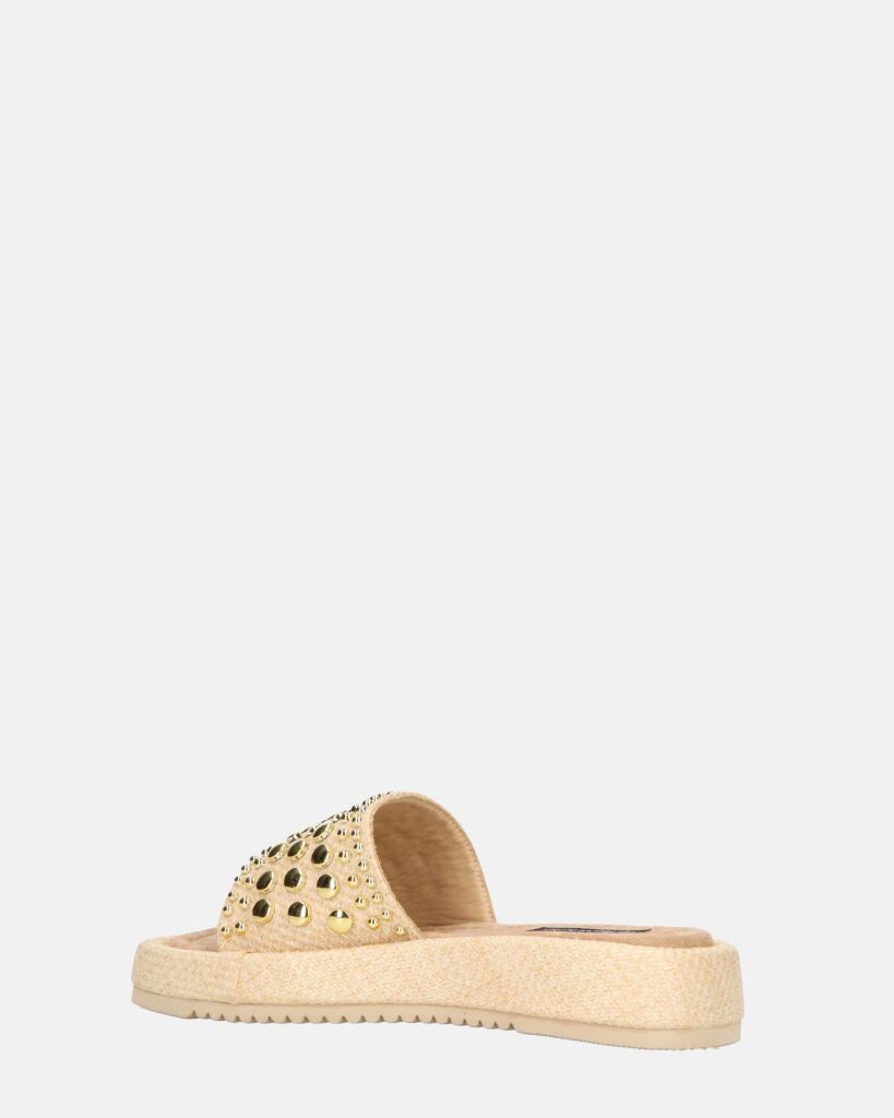 HARPER - ciabattine platform beige con borchie dorate
