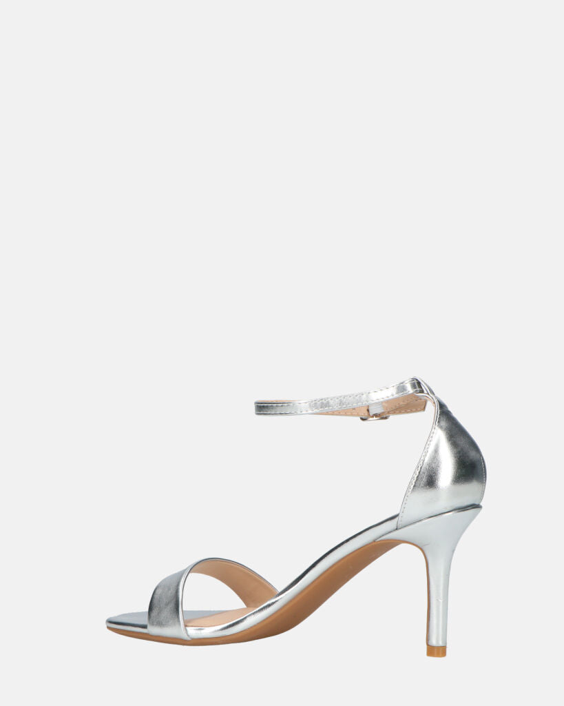 ONA - sandali con tacco a spillo in ecopelle argentato con cinturino