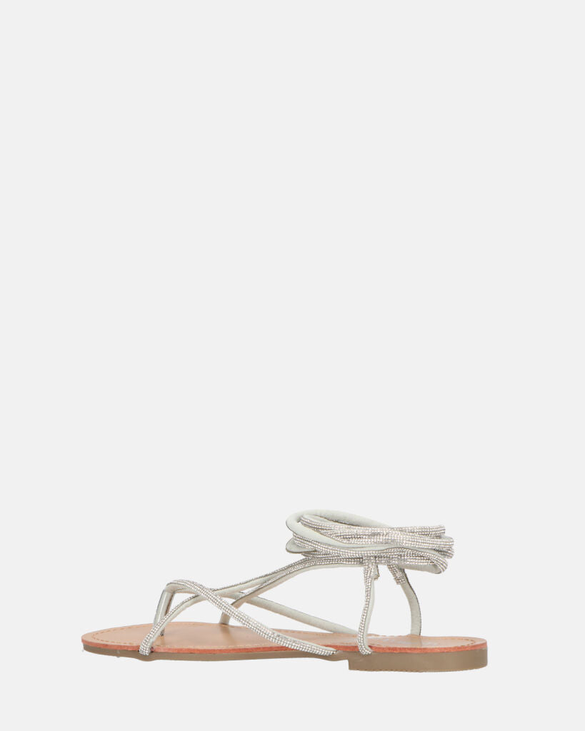 JANIRA - sandali bassi con lacci glitter argentati