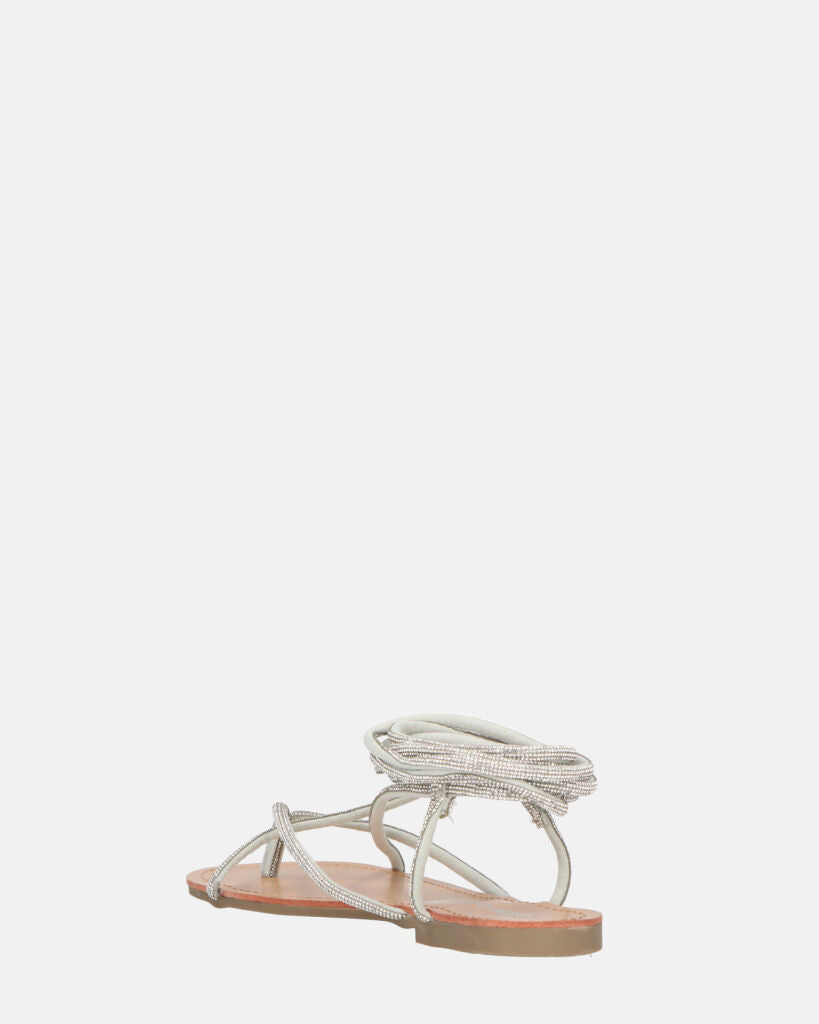 JANIRA - sandali bassi con lacci glitter argentati