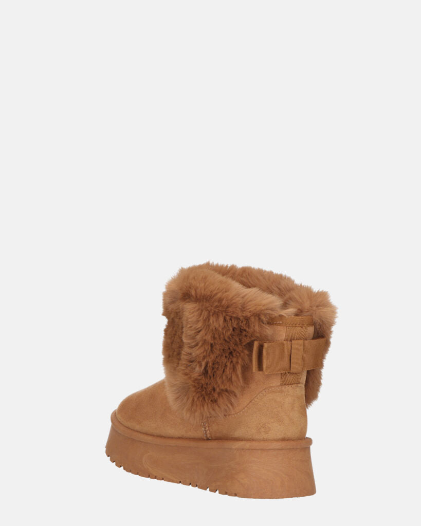 JOY - scarpe beige imbottite all' interno in camoscio