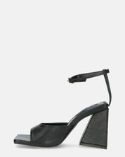 KUBRA - sandali con cinturino in ecopelle nera