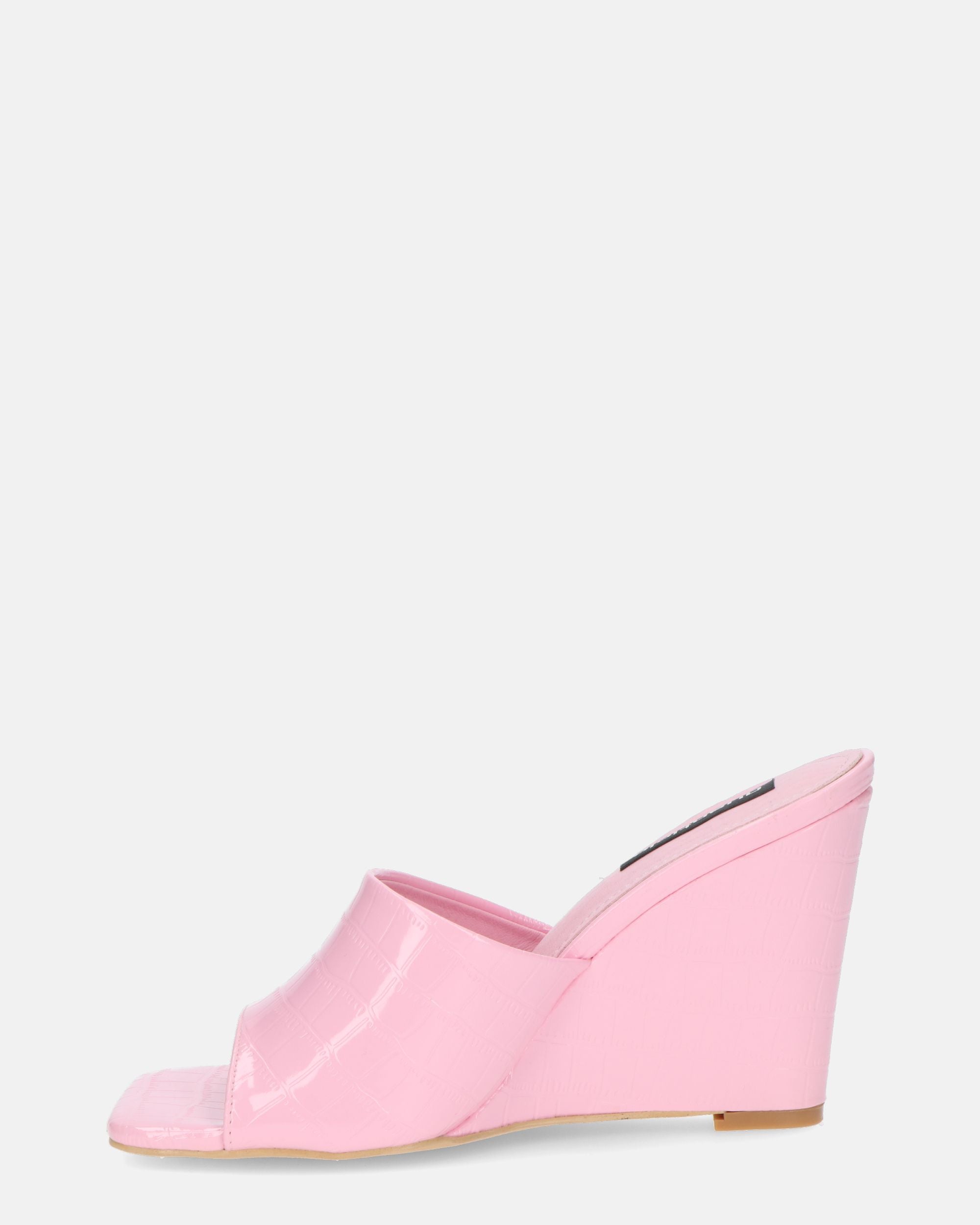 MARGHERITA - sandali con zeppa in glassy rosa a trama coccodrillo