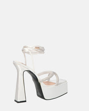 BIRGIT - sandali il satin bianco con gemme