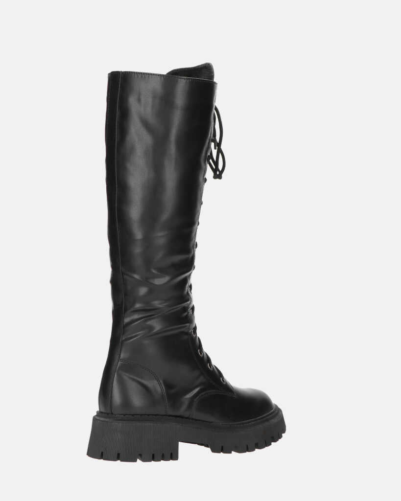 ELLE - stivale in ecopelle nera con lacci