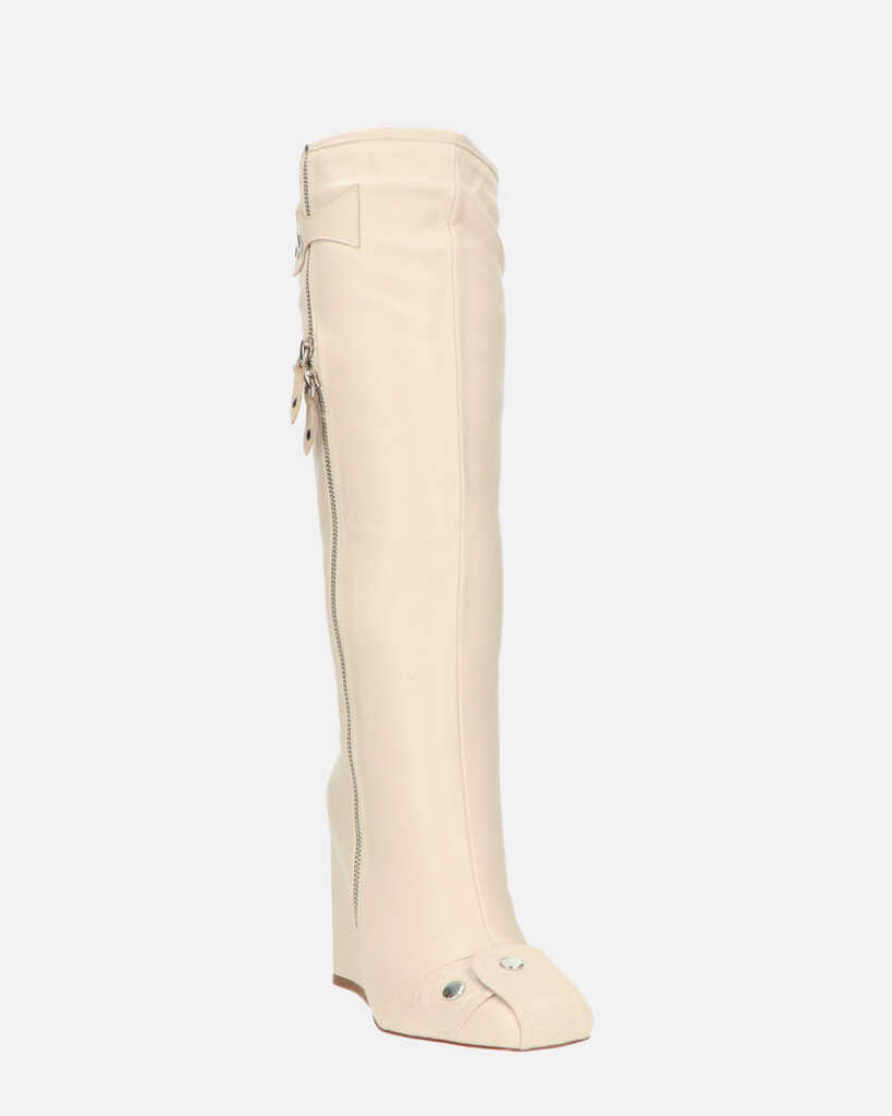 DEVA - stivali alti beige con cerniere e tacco squadrato