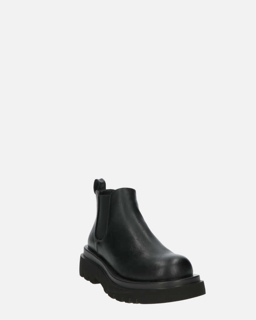 RAISSA - stivaletti bassi in ecopelle nera