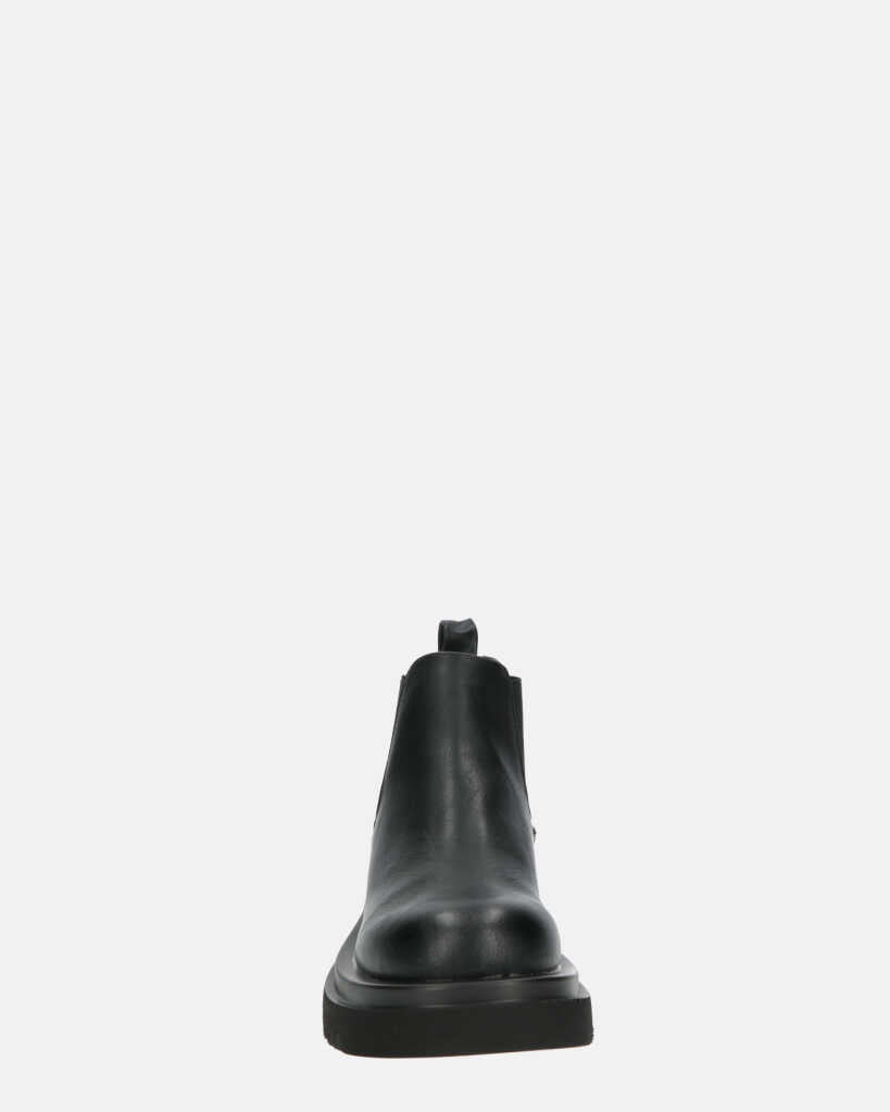 RAISSA - stivaletti bassi in ecopelle nera