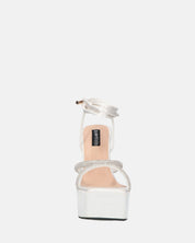 BIRGIT - sandali il satin bianco con gemme
