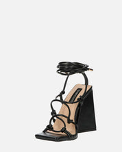 NURAY - sandales à talons hauts en éco-cuir noir avec lacets