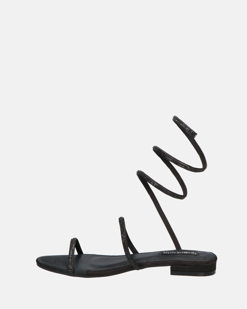 DOMINIKA - tacchi bassi neri con gemme e spirale.