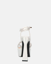 BIRGIT - sandali il satin bianco con gemme