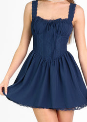 KORE - vestito mini blu con gonna ampia e scollo stile corpetto