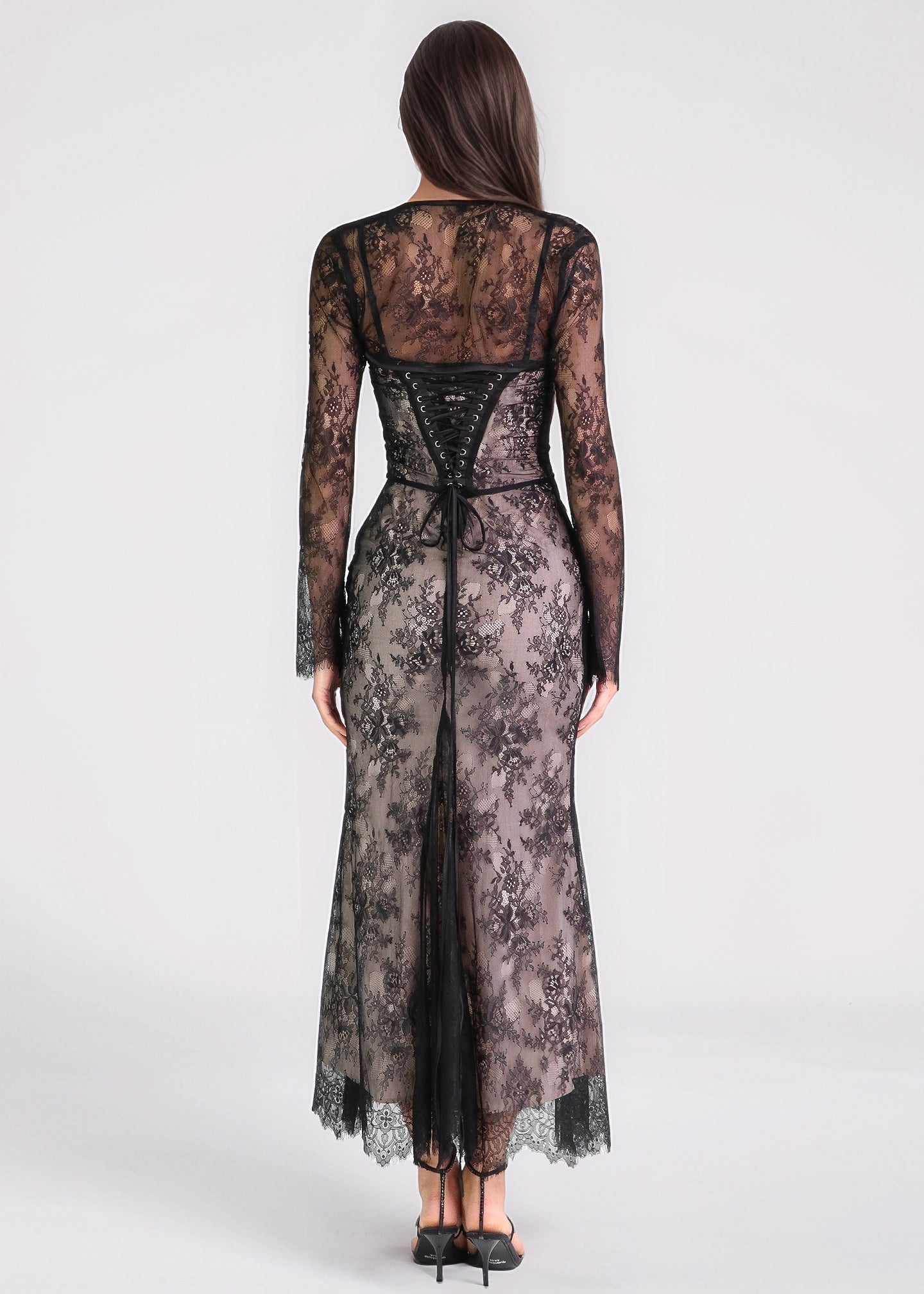 AUREA - vestito lungo nero in pizzo con coprispalle