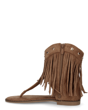 ALLEGRA - sandalo Boho-Chic, infradito in camoscio marrone con frange e borchie a stella