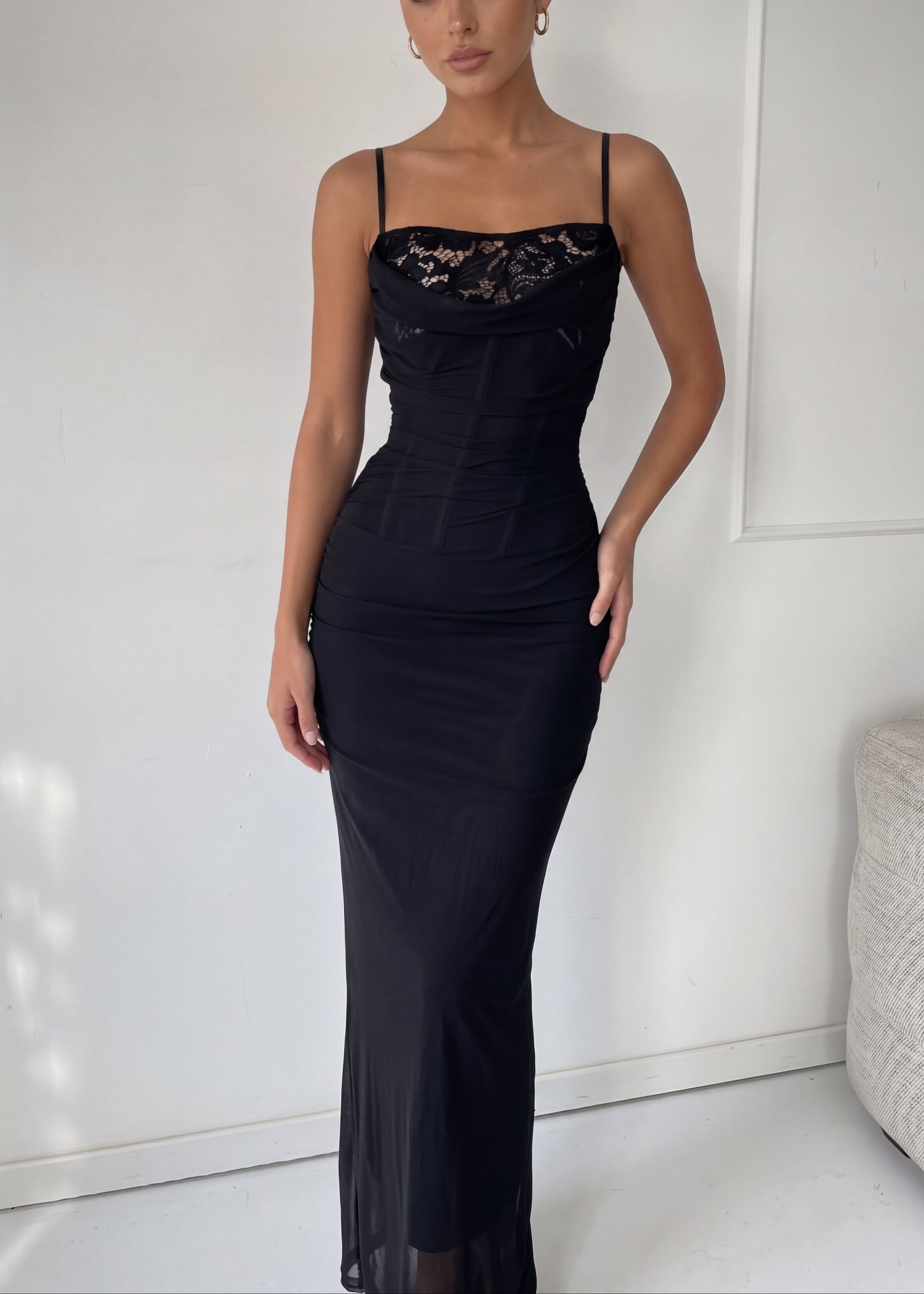 DEIA - abito vestito midi in tessuto mesh con dettagli in pizzo