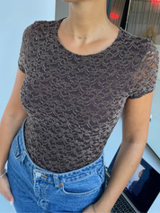 DONNA -body maniche corte in pizzo disegni in rilievo marrone