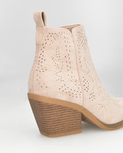 YARYNA - stivaletti beige alla caviglia con dettagli camperos